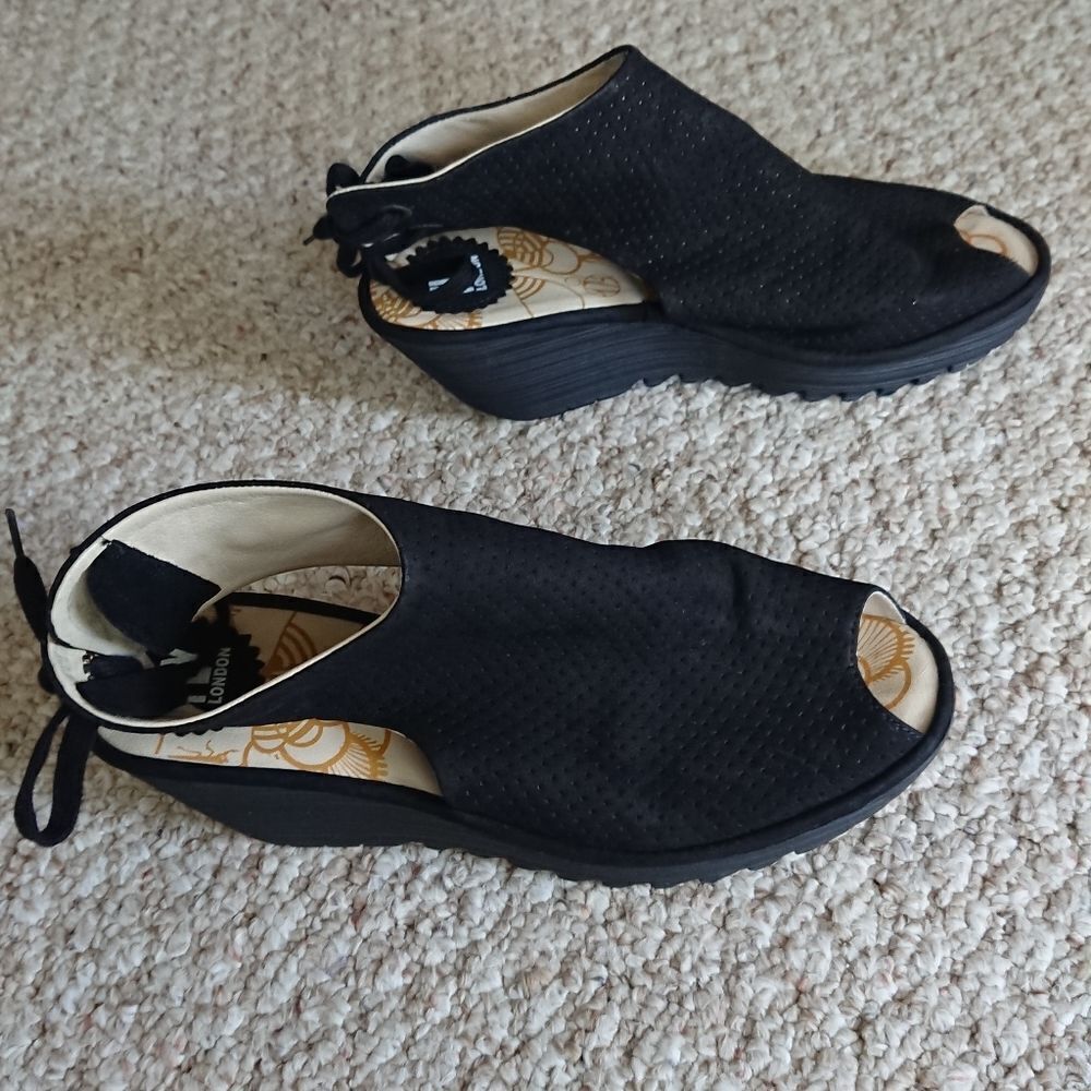 FLY London black suede Ankle-Strap Sandal size 10.5
